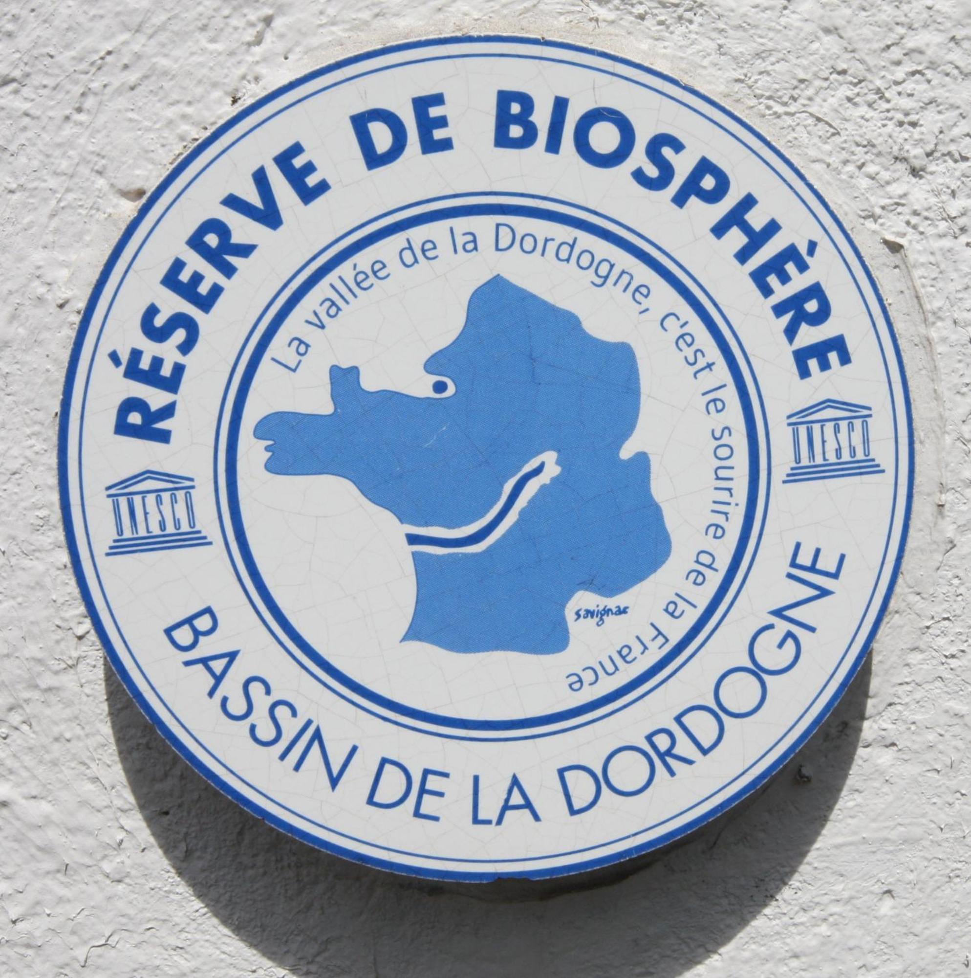 Les Roulottes De La Dordogne Hotel Champagnac  Exterior photo